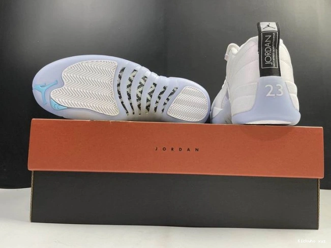 (2021) LOW AIR JORDAN EASTER DB0733-190 12 RETRO 0819